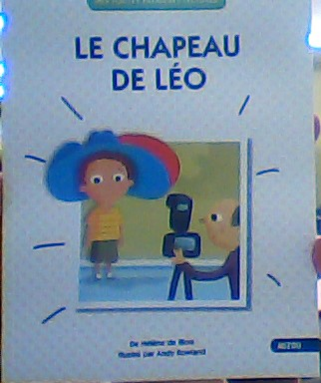 Image sur Livre, le chapeau de Léo🐶
