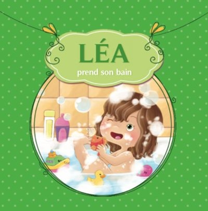 Image de Livre, Léa prend son bain 🐶